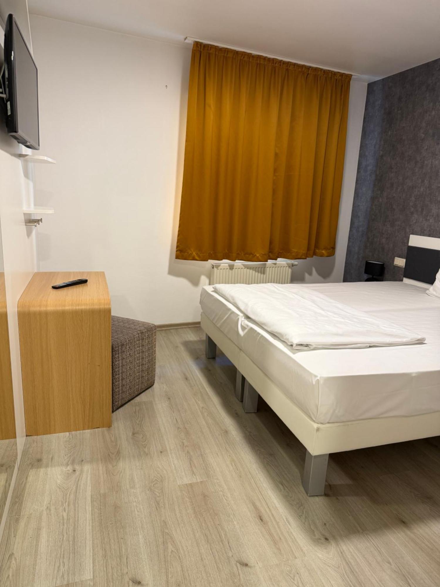 Hotel Eurocity Bruchköbel Eksteriør billede