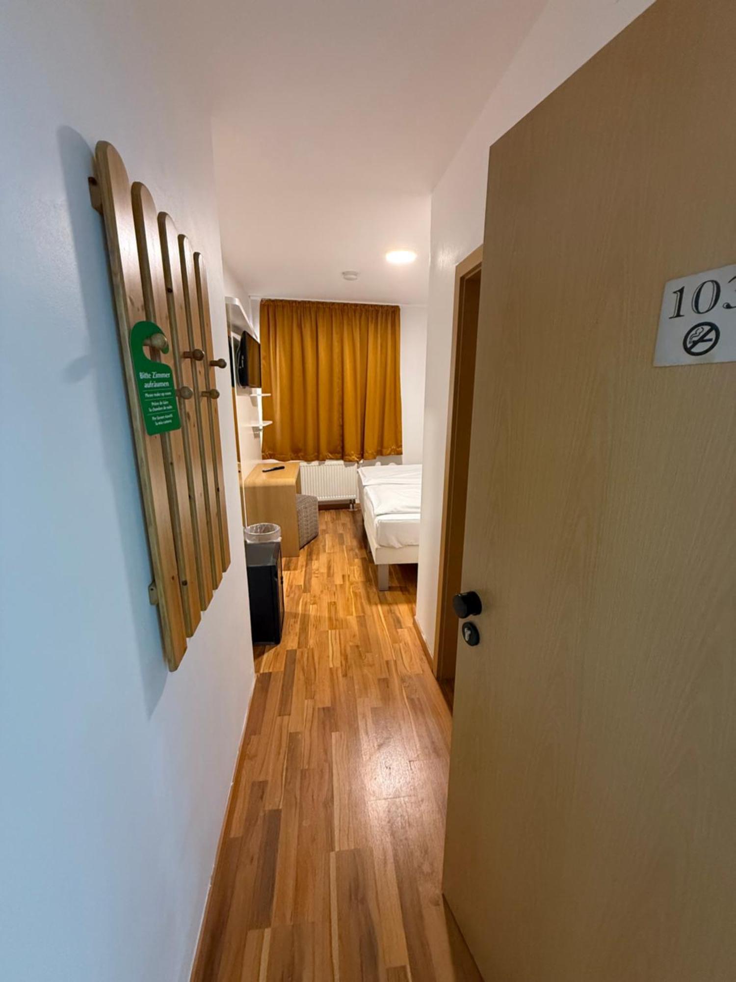 Hotel Eurocity Bruchköbel Eksteriør billede